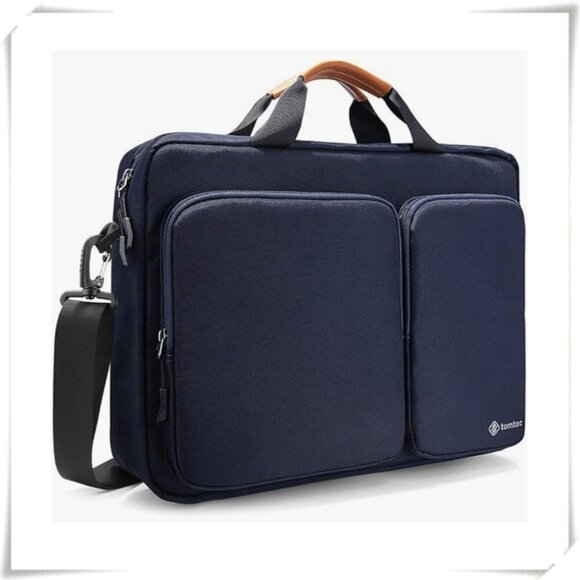 Travel Messenger Bag with Protective Slot for Laptop 15.6" Unisex Like New - Picture 1 of 8